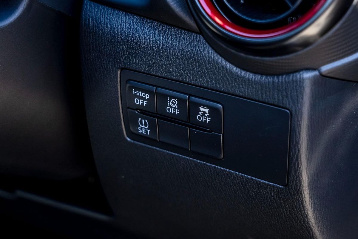 2025 Mazda 2 G15 Evolve DJ Series