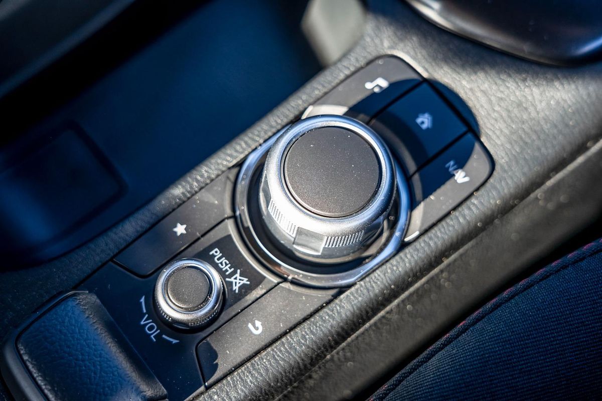 2025 Mazda 2 G15 Evolve DJ Series