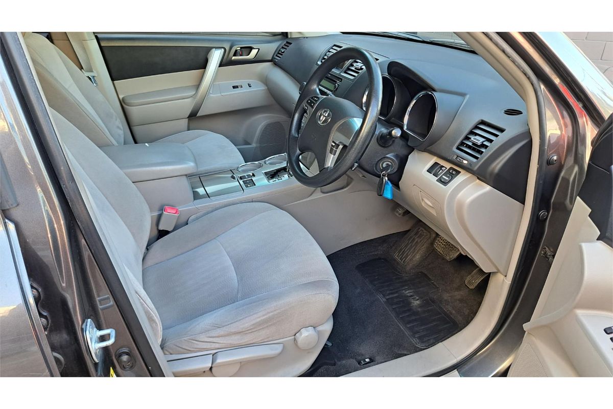 2010 Toyota KLUGER KX-R (4x4) 7 SEAT GSU45R