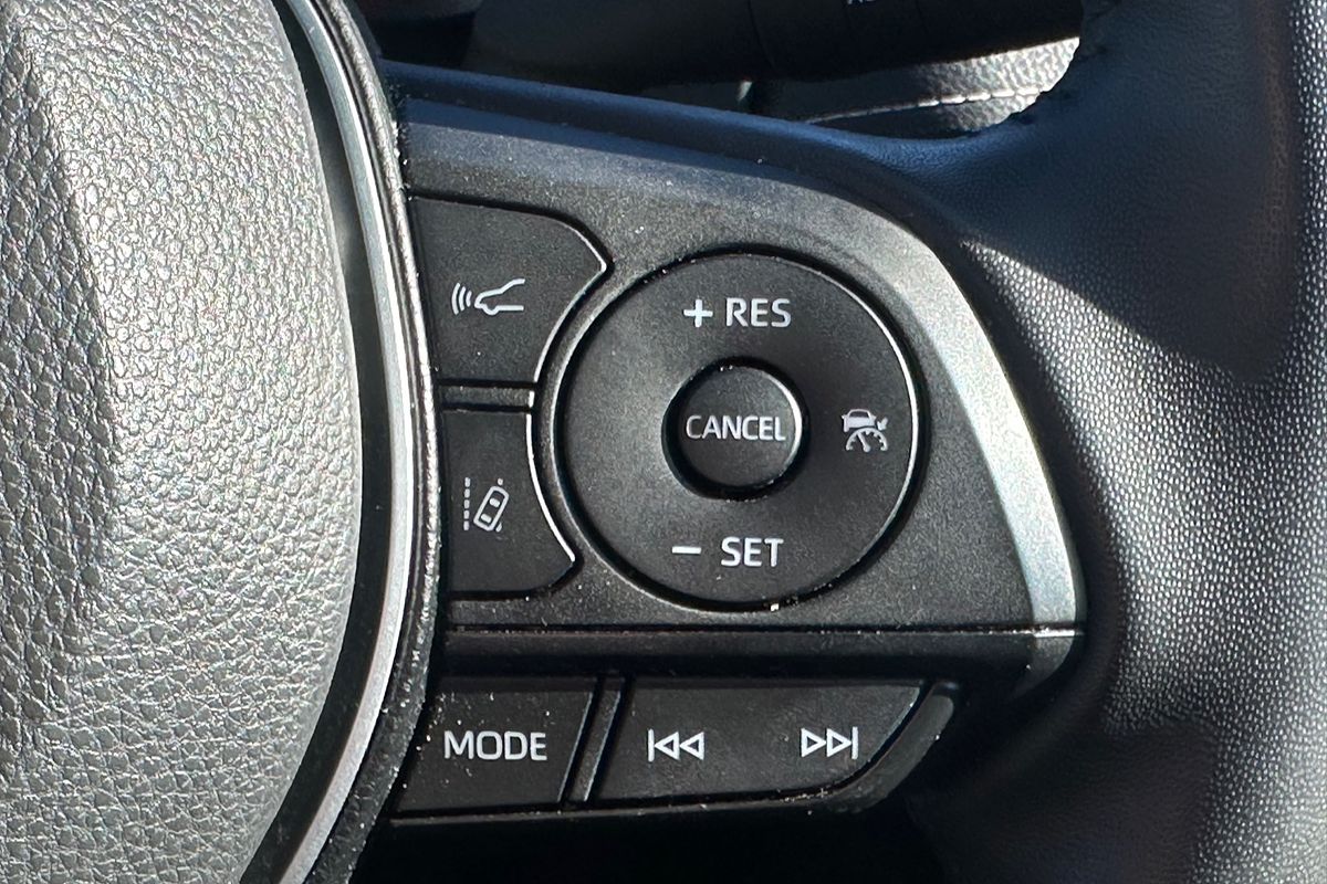 2024 Toyota RAV4 Cruiser AXAH54R