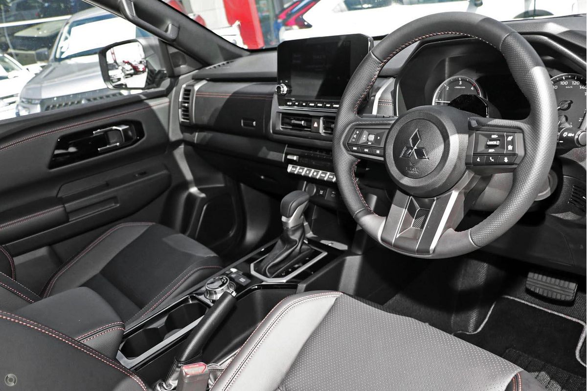 2025 Mitsubishi Triton GSR MV