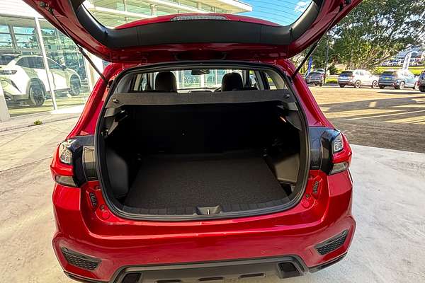 2025 Mitsubishi ASX ES XD