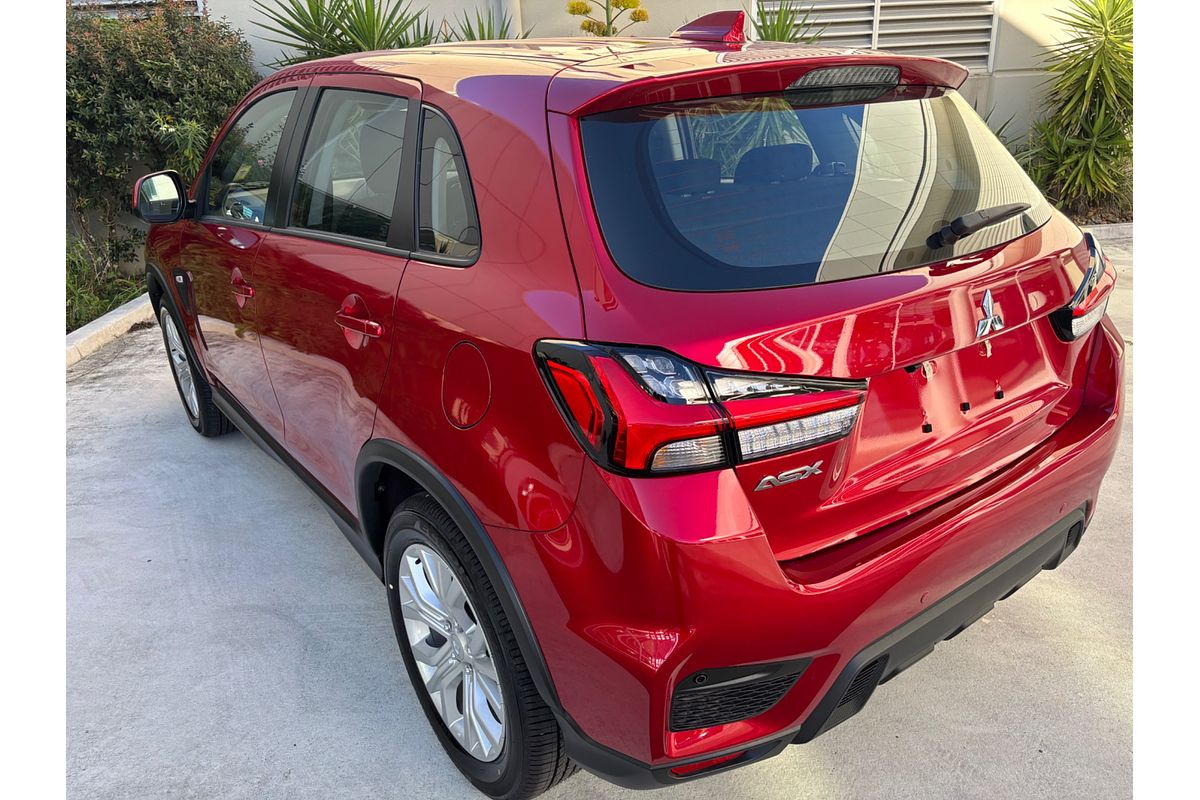 2025 Mitsubishi ASX ES XD