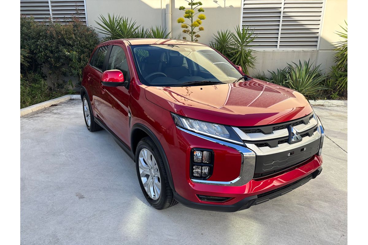2025 Mitsubishi ASX ES XD