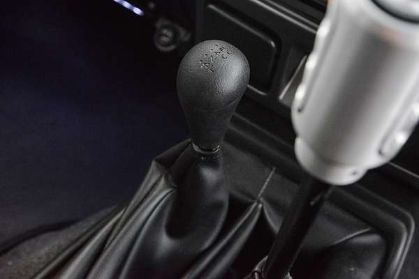 2013 Nissan Navara ST-R D22 4X4