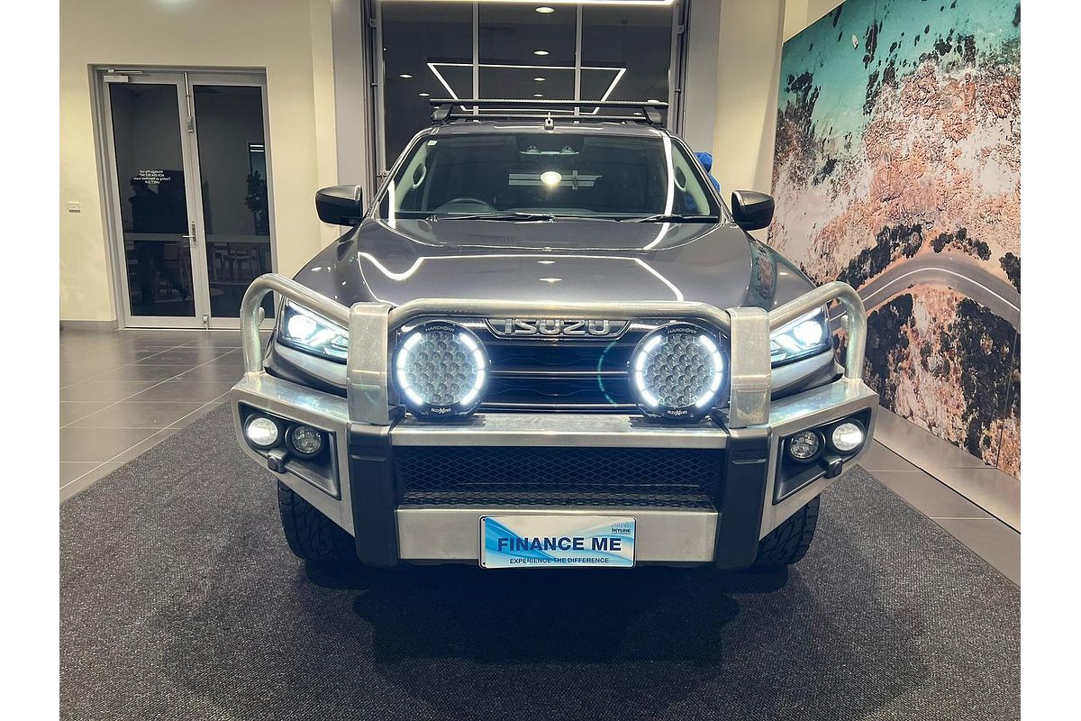 2022 Isuzu MU-X LS-M