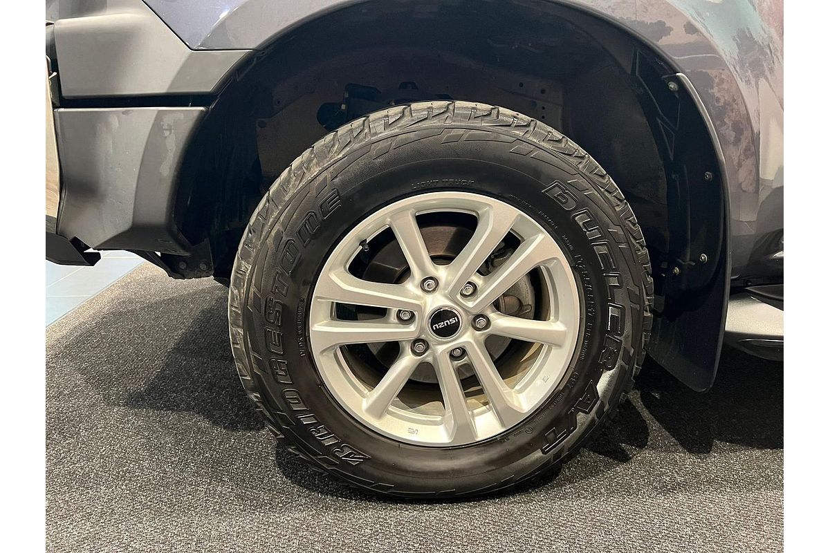2022 Isuzu MU-X LS-M