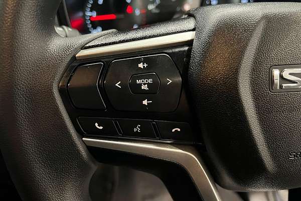 2022 Isuzu MU-X LS-M