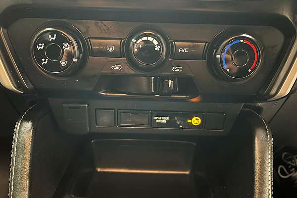 2022 Isuzu MU-X LS-M