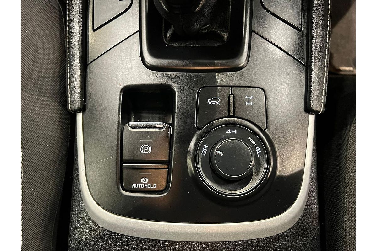 2022 Isuzu MU-X LS-M