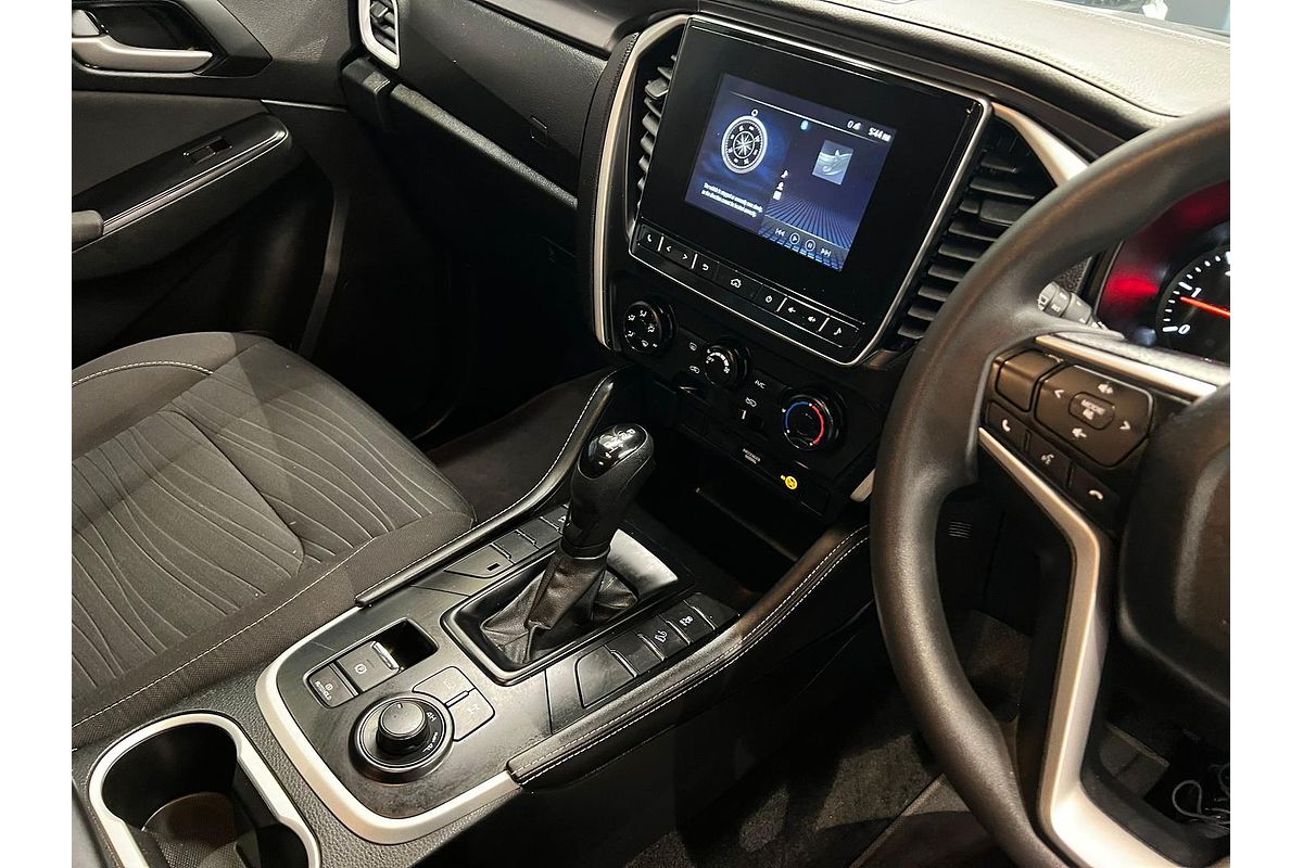 2022 Isuzu MU-X LS-M