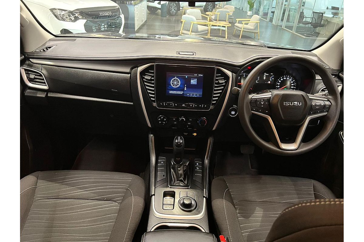 2022 Isuzu MU-X LS-M