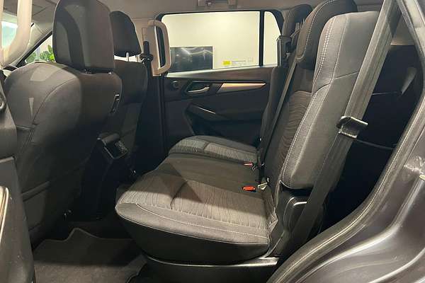 2022 Isuzu MU-X LS-M