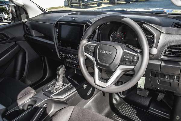 2025 Isuzu D-MAX SX 4X4