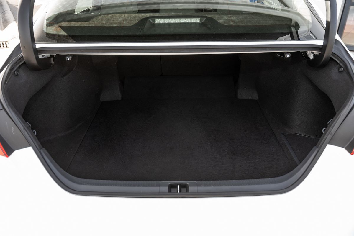 2020 Toyota Camry Ascent Sport AXVH71R