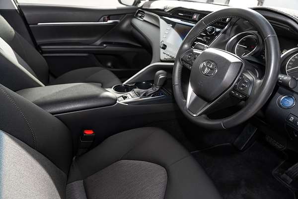 2020 Toyota Camry Ascent Sport AXVH71R