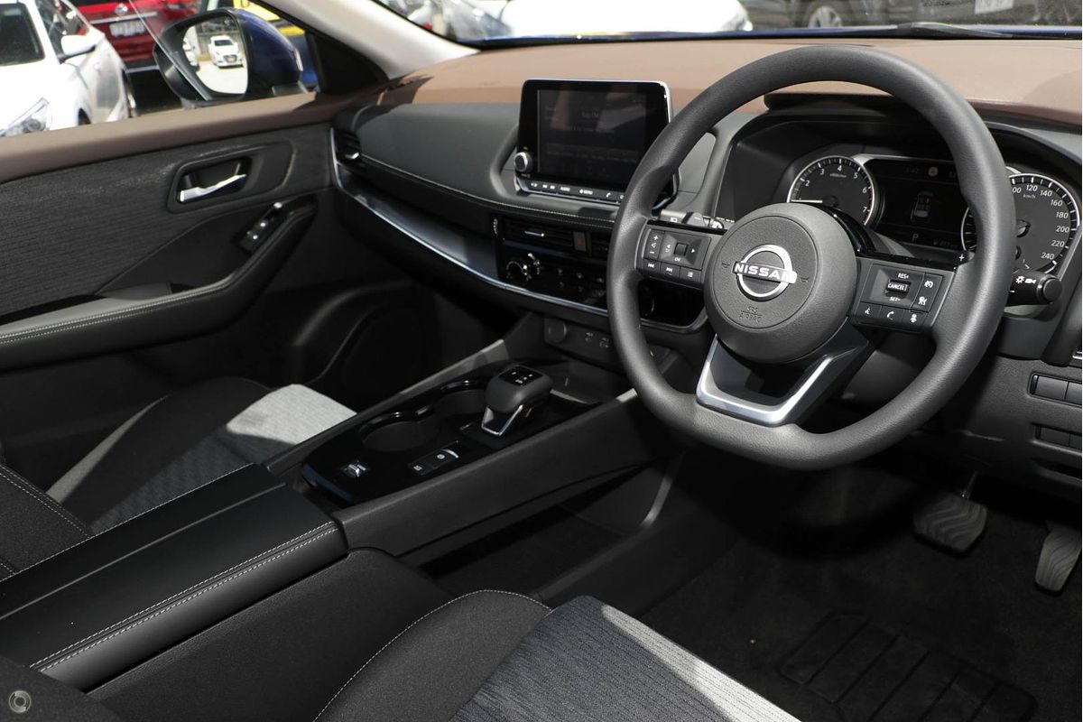 2024 Nissan X-TRAIL ST T33