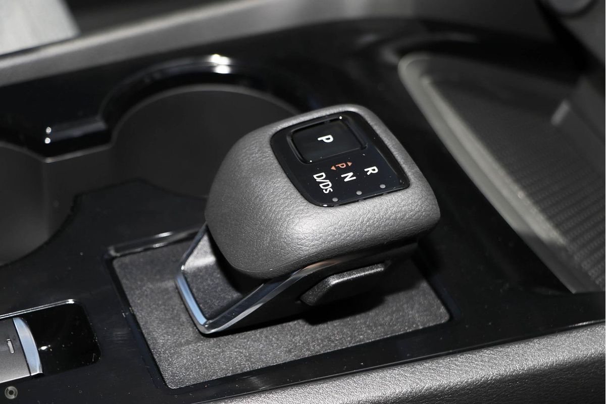 2024 Nissan X-TRAIL ST T33