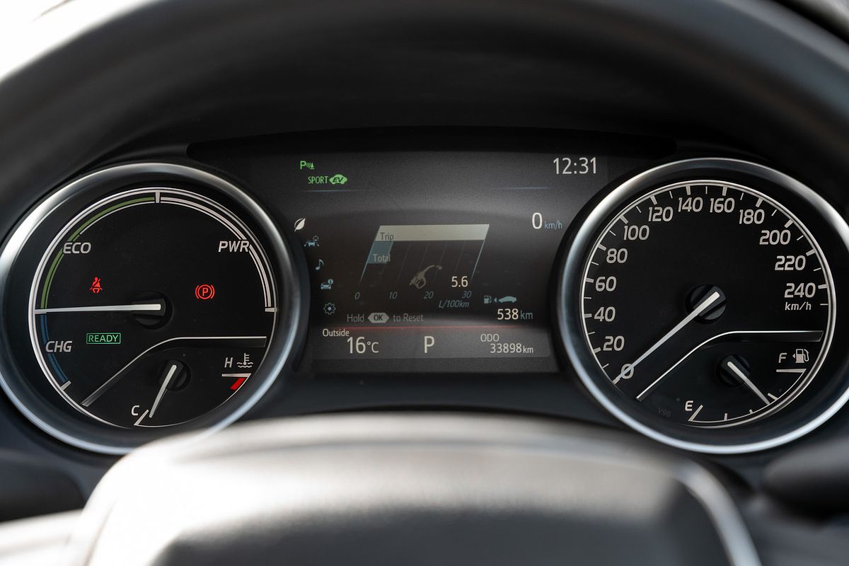 2020 Toyota Camry Ascent Sport AXVH71R