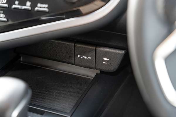 2020 Toyota Camry Ascent Sport AXVH71R
