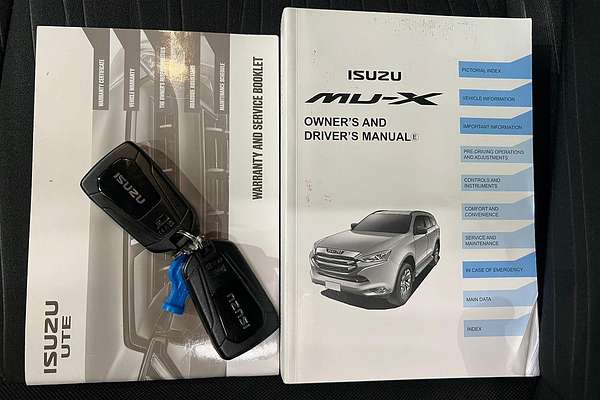 2022 Isuzu MU-X LS-M