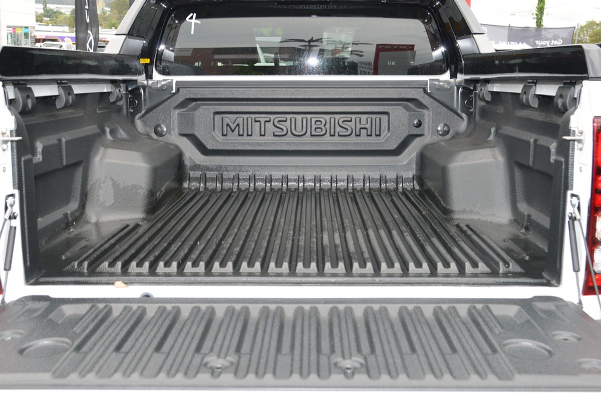2025 Mitsubishi Triton GSR MV 4X4