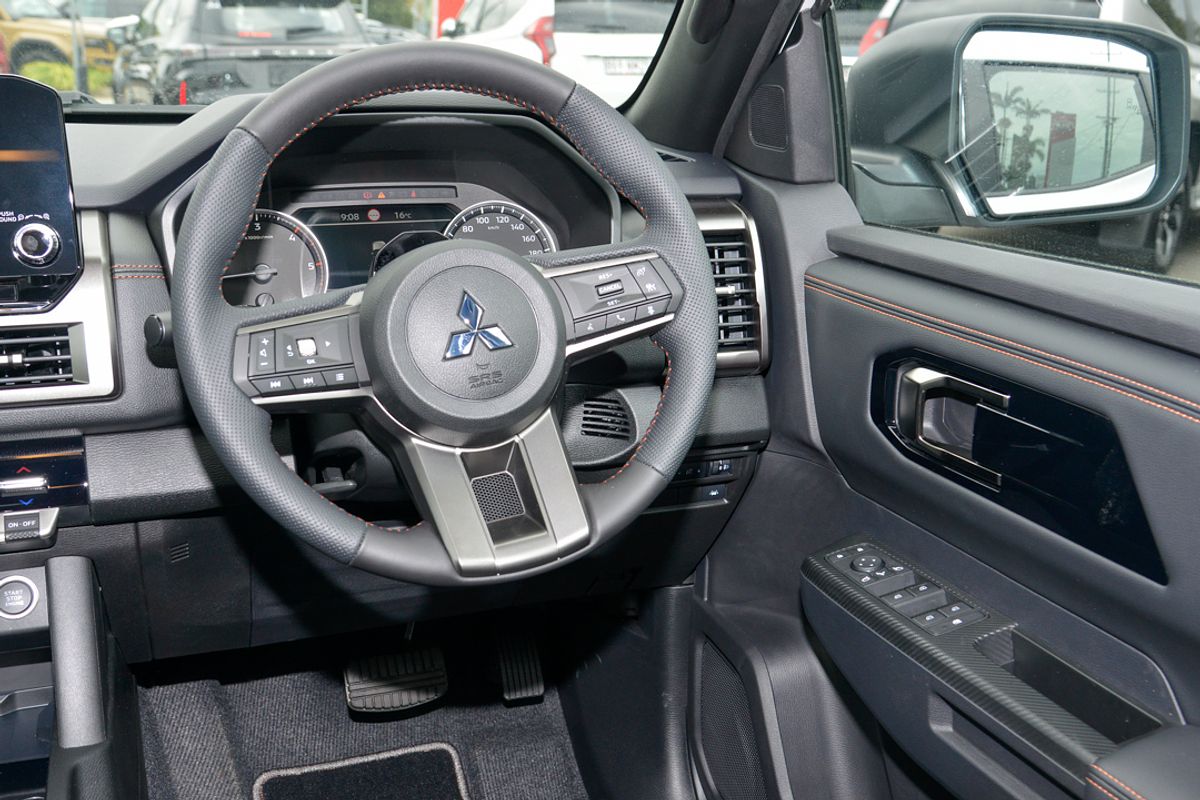 2025 Mitsubishi Triton GSR MV 4X4