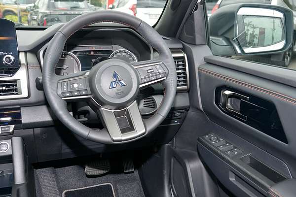 2025 Mitsubishi Triton GSR MV 4X4