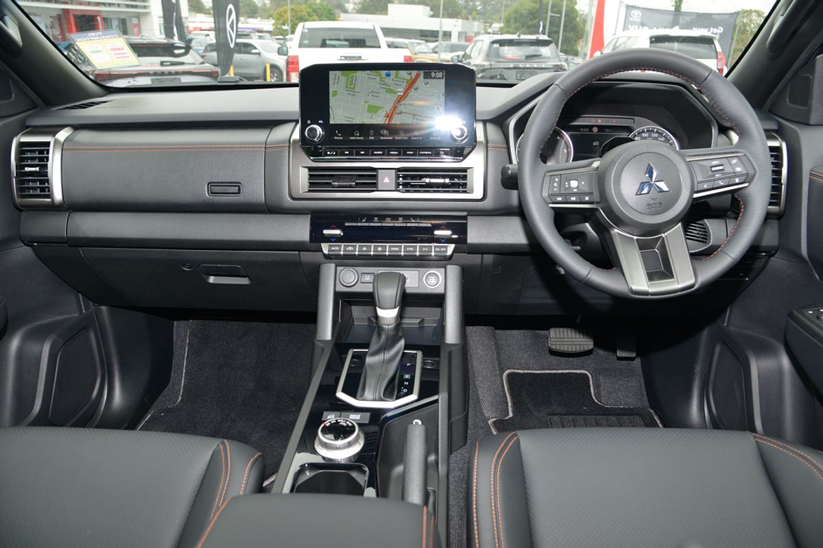 2025 Mitsubishi Triton GSR MV 4X4