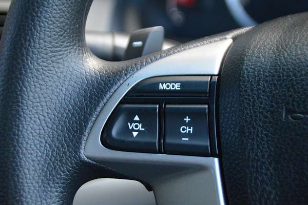 2013 Honda Accord VTi 9th Gen