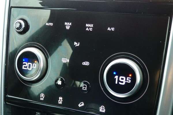 2022 Land Rover Discovery Sport P250 R-Dynamic SE L550
