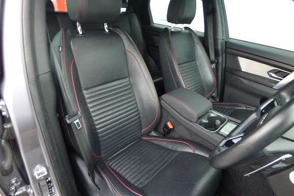 2022 Land Rover Discovery Sport P250 R-Dynamic SE L550