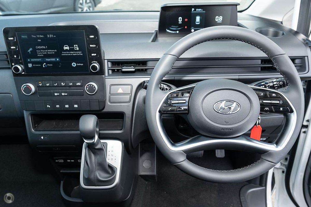 2025 Hyundai STARIA LOAD  US4.V3