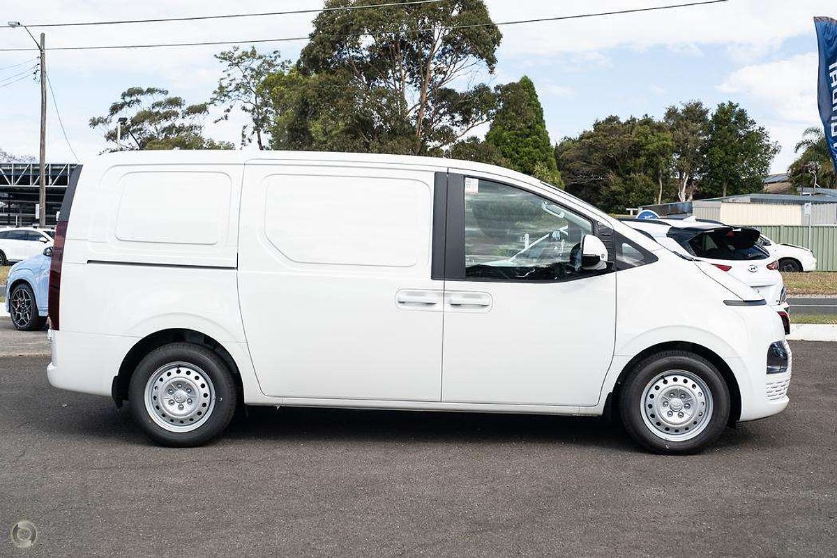 2025 Hyundai STARIA LOAD  US4.V3