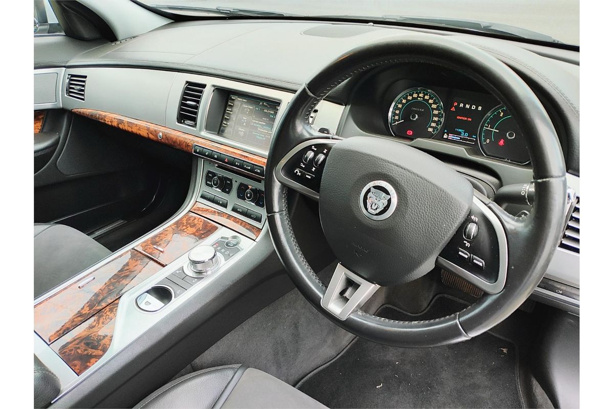 2012 Jaguar XF Luxury X250