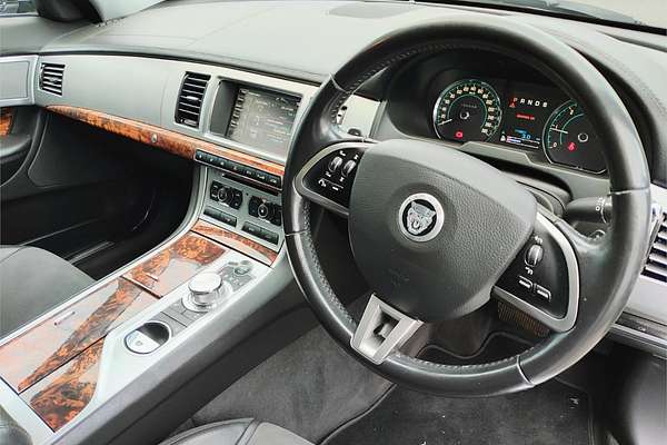 2012 Jaguar XF Luxury X250