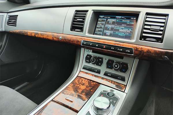 2012 Jaguar XF Luxury X250