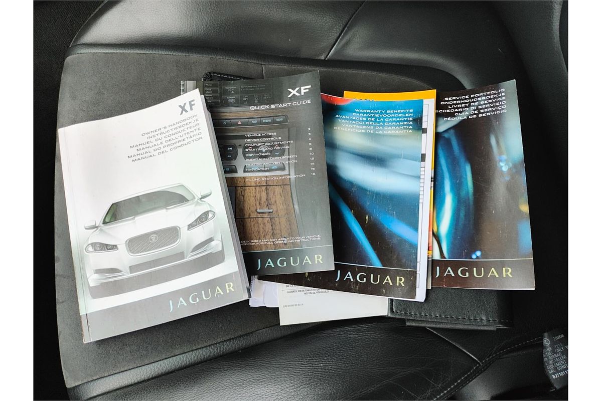 2012 Jaguar XF Luxury X250