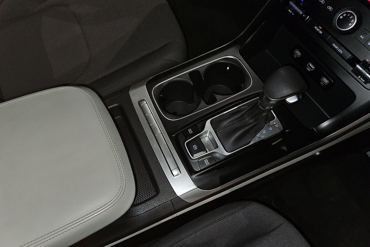 2020 Kia Carnival S KA4