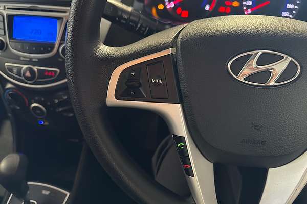 2012 Hyundai Accent Active RB