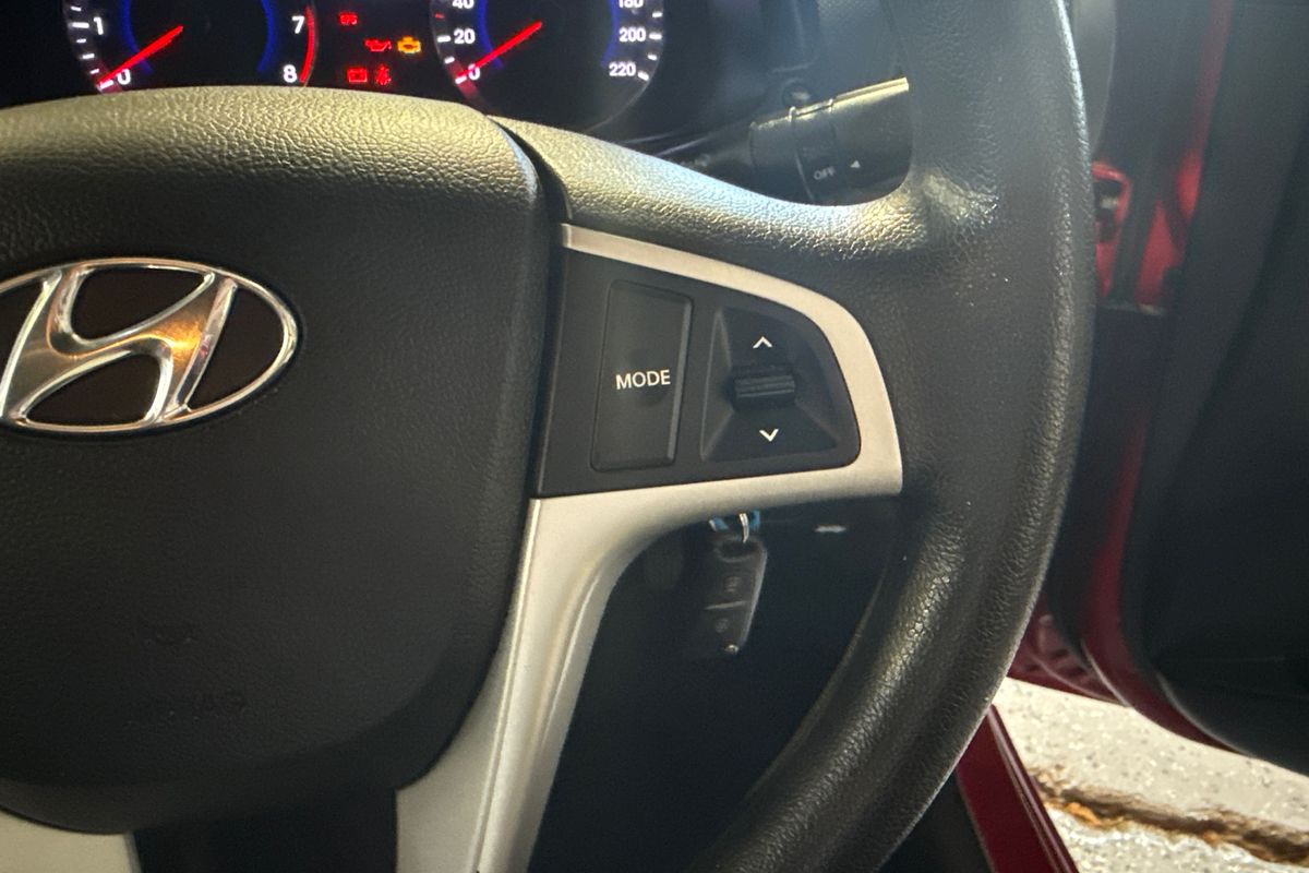 2012 Hyundai Accent Active RB