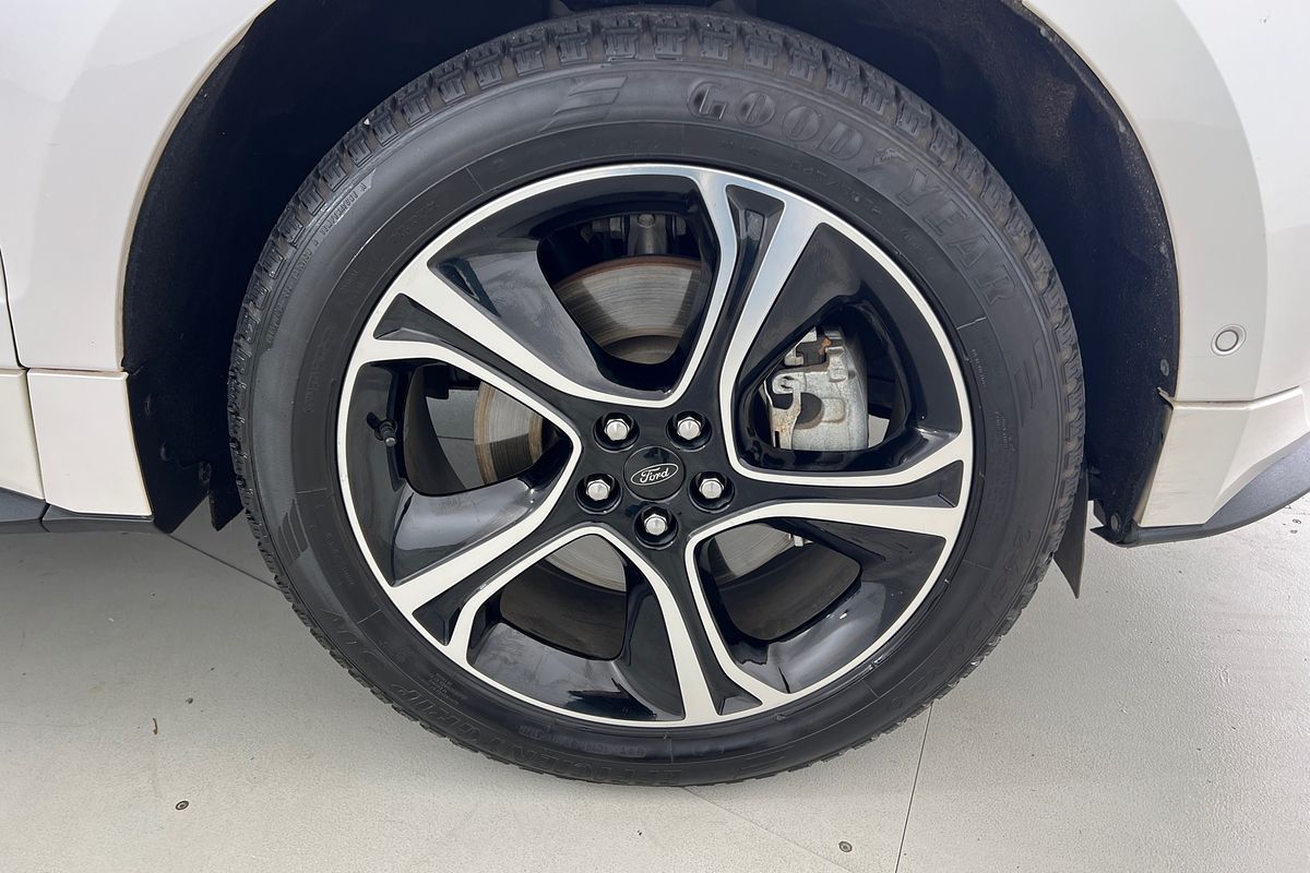 2019 Ford Endura ST-Line CA