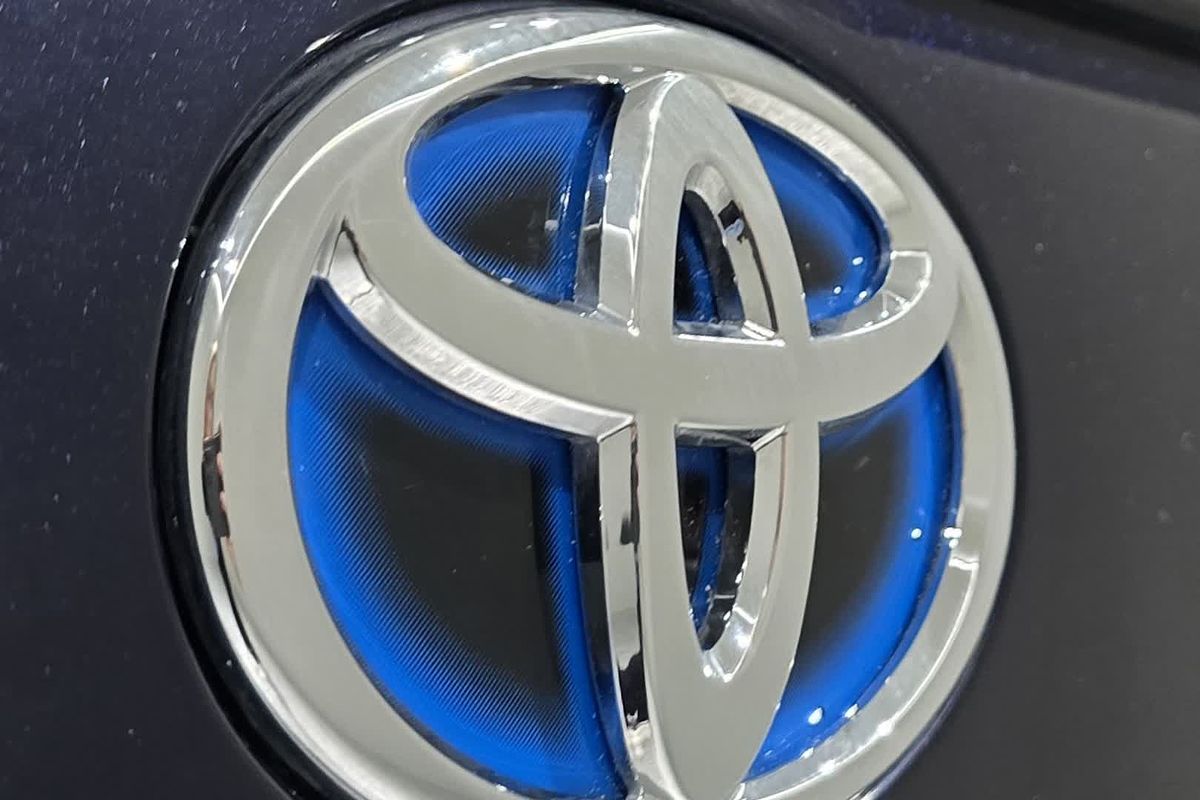 2020 Toyota RAV4 Hybrid RAV4 Hybrid Cruiser 2WD 2.5L Auto CVT 5 Door Wagon AXAH52R