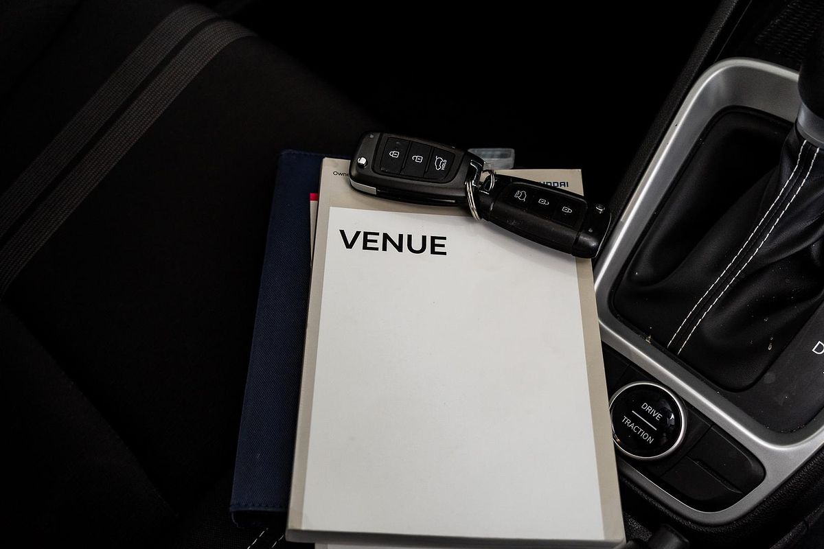 2023 Hyundai Venue Active QX.V5