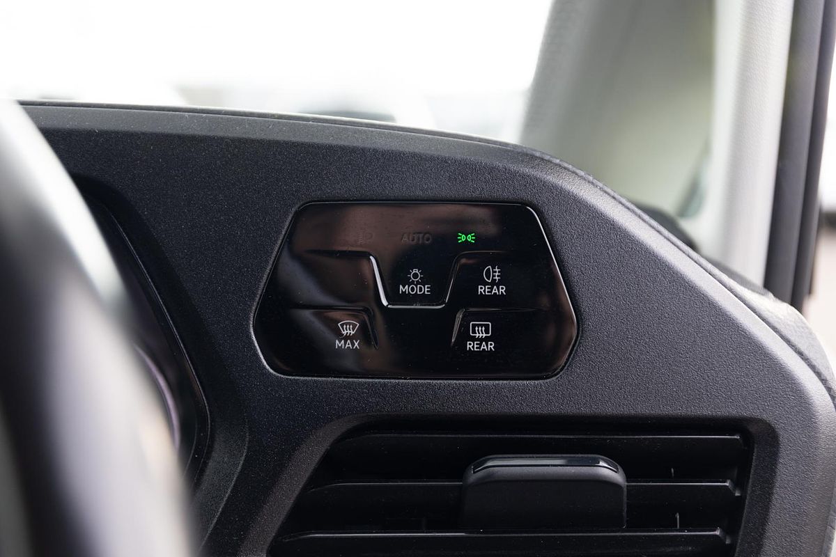 2023 Volkswagen Caddy TSI220 5 SWB