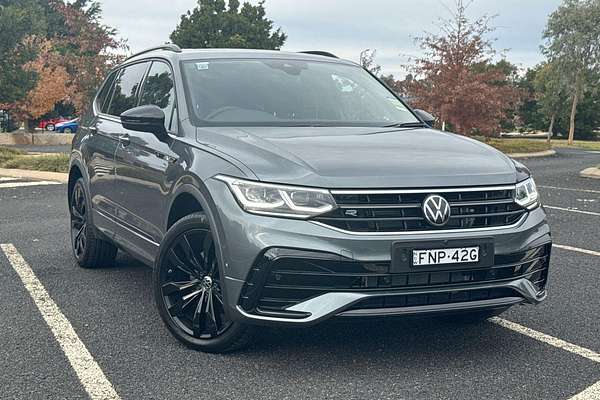 2024 Volkswagen Tiguan Wolfsburg Edition Allspace 5N