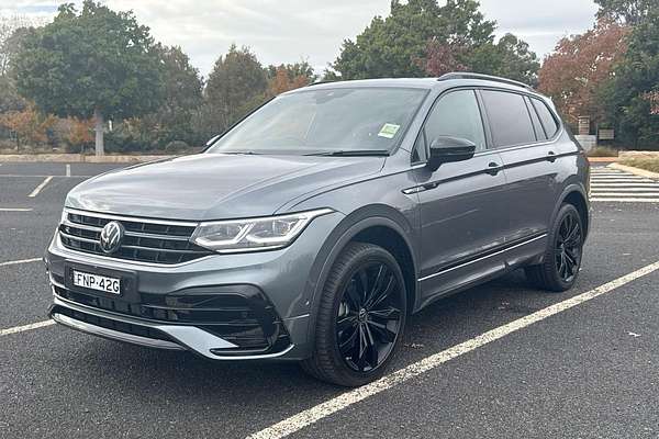 2024 Volkswagen Tiguan Wolfsburg Edition Allspace 5N