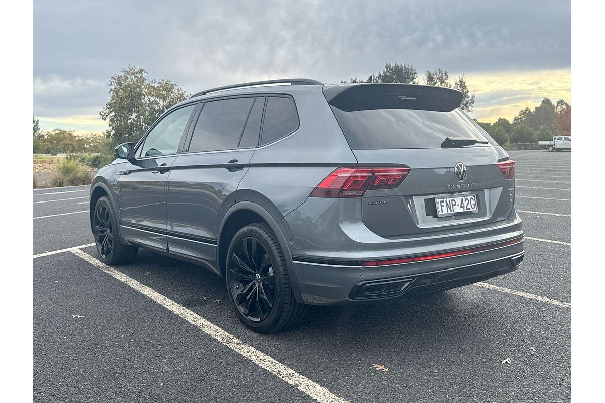 2024 Volkswagen Tiguan Wolfsburg Edition Allspace 5N