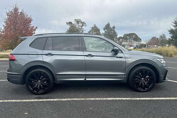 2024 Volkswagen Tiguan Wolfsburg Edition Allspace 5N