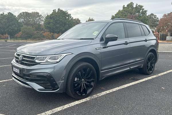 2024 Volkswagen Tiguan Wolfsburg Edition Allspace 5N